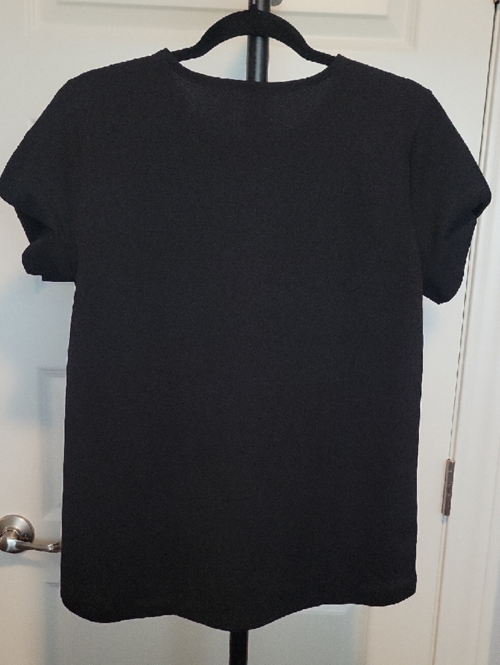 Ann Taylor Black Short Sleeve Top - Picture 4 of 5